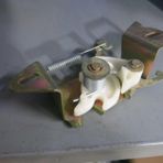 Motor Kaput Kilidi R12 7700505159 (Oem No: 7700505159)