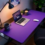 Mouse Pad Büyük Ölçü - Desk Mat Geniş Ebad - Masa Matı – 80 cm × 100 cm – Deep Purple Siyah XL Mouse Pad – PU Deri - Gamer Kaymaz Taban - Ofis Masa Aksesuar - Mor