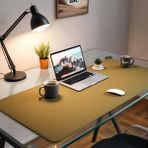 Mouse Pad Büyük Ölçü - Desk Mat Geniş Ebad - Masa Matı – 90 cm × 100 cm – Khaki Olive Siyah XL Mouse Pad – PU Deri - Gamer Kaymaz Taban - Ofis Masa Aksesuar - Sarı