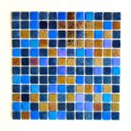MozaiKristaL Havuz, Banyo, İç ve Dış Mekanlar ve Yaşam Alanlarının Tüm Yüzeyleri İçin Kristal Cam Mozaik. Cam Ölçüsü: 5 Mm. File Ölçüsü: 31.5X31.5 Cm. Renk: Mavi Mix. (1 Koli=10 File Karo=1m2 Fiyatıdır)