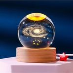 MR 3D Kristal Cam Küre, Ahşap Soketli Gece Lambası,LED, sevgiliye hediye, Noel, Öğretmenler Günü, Özel Tasarım Harika bir hediye (Tozbulutu Galaxy)