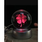 MR 3D Kristal Cam Küre Renk Değiştiren LED Işıklı Gece Lambası Dekoratif Hediyelik Özel Tasarım harika Bir Hediye (Yonca)