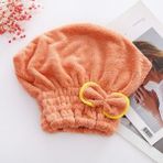 Mrt Bilişim Mikrofiber Saç Kurulama Bonesi Saç Havlusu Çok Amaçlı Emici Baş Havlusu Saç Bornozu 1 Adet - 25 x 25 cm - Krem