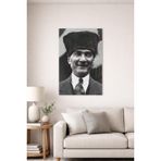 Mustafa Kemal Atatürk – Tebessüm Eden Lider Cam Tablo