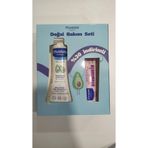 Mustela Yenidoğan Şampuanı (500 ml) + Vitamin Bariyer 1.2.3 Pişik Kremi (100 ml) avantajlı bakım seti