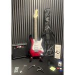 Müzikhane Elektro Gitar Seti Amfi Stant Askı Tuner Pena Kablo Yedek Tel - Kırmızı