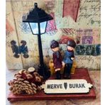 Myk Hediye Ve Sanat Atölyesi Işıklı Sevgili Sokak Lambası Dekoratif Biblo - Ferforje Kalp Ahşap Kaideli