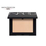 NARS LIGHT REFLECTING PRESSED SETTING POWDER N34505556101