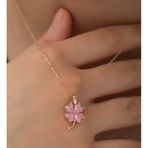 Nereze 925 Ayar Pembe Taşlı Yonca Kadın Gümüş Kolye