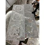 Neu Bella Home Neubella Home Amerikan Servis Özel Nakış Tasarım Runner Girdap Masa Ve Sunum Takımı Çeyizlik Krem - 110 x 40 cm - Açık Krem