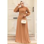 Neva Style 3425BS Tokalı Kemerli Bisküvi Rengi Tesettür Elbise