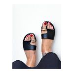 NE&VE SHOES Siyah Hakiki Deri Tokalı Parmak Arası Kadın Şık ve Rahat Günlük Terlik