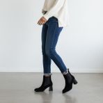 NE&VE SHOES Siyah Süet Hakiki Deri İki Yandan Lastikli Kadın Kare Burunlu Kalın Topuklu Bot