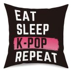 NGLIV K-pop Dekoru, K-pop Oda Dekorunu Seven Bir Kız, Kız K-pop Hediyeleri Rustik Anime Severler Ev Oturma Odası Yatak Odası Dekorasyon Hediyeleri için Yastık Kılıfları