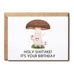 NHBDesigns Holy Shiitake It's Your Birthday - Eğlenceli Yaratıcı Doğum Günü Kartı - Esprili Tebrik Kartı - Şaka Doğum Günü - Mantar - Sevimli Mantar Doğum Günü Kartı
