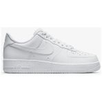 Nike Aır Force 1 Unısex Ayakkabı Beyaz Düz Taban Yapısı ile Günlük Konfor ve Şıklık Sunar