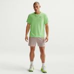 NIKE Dri-FIT Uv Miler Ss Erkek Yeşil Tişört DV9315-377