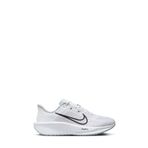 Nike Erkek Beyaz Koşu Ayakkabısı 44 Numara NIKE QUEST 6 Modeli