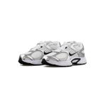 Nike HJ5228-104 Beyaz V5 RNR Erkek Sneaker Ayakkabı