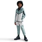 Nike Sportswear Tech Fleece Büyük Çocuk Tam Fermuarlı Kapüşonlu Svetşört (Parlak Adaçayı/Açık Kekik Ağacı Kahverengi/Siyah/Erik Tutulması), Tozlu Adaçayı/Açık Orewood Kahverengi/Siyah/Erik Tutulması