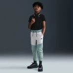 Nike Sportswear Tech Fleece Unisex Çocuk Eşofman Altı - 1 Beden Büyük Tavsiye Etmekteyiz - HV8698 - Yeşil - Bej - 12 - 14 Yaş