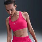 Nike Swoosh DX6821-666 Orta Destekli Pedli Kadın Spor Sütyeni - Rush Pink