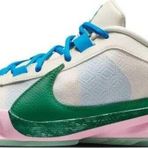 NİKE ZOOM FREAK 5 UNISEX BASKETBOL AYAKKABISI-DX4985-100