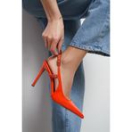 NİŞANTAŞI SHOES Ladonia Turuncu Rugan Arka Açık Toka Detay Kadın Topuklu Ayakkabı