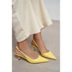 NİŞANTAŞI SHOES Megy Sarı Mat Arka Açık Toka Detay Sivri Burun Kadın Topuklu Ayakkabı
