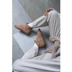 NİŞANTAŞI SHOES Mini Koyu Bej Süet Yarım Bot Içi Tüylü Düz Taban Kadın Ayakkabı