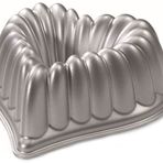 Nordic Ware, Nordicware 55548 Kek Kalıbı, Kalpli Çelenk, Alüminyum Döküm, Hacim: 2.5lt, 55548Amz, Gümüş