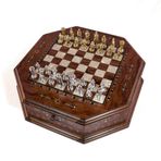 OCTAGON GÜL SATRANÇ SETİ (41X41X10 cm)