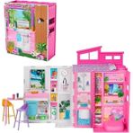 Odea Barbie'nin Yeni Portatif Evi 2024 Barbie'nin Yeni Portatif Evi 2024, 4 Oyun Alanı ve 11 Dekorasyon Aksesuarı Bulunan Bebek Evi Oyun Seti HRJ76