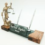 Ofistike Avukata Özel Adalet Themis Heykeli Masif Gümüş Ofis Masa İsimliği