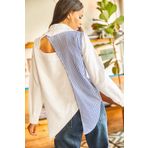 Olalook GML-19001052 Mavi - Beyaz Sırtı Cut Out Detaylı Sambre Oversize Gömlek