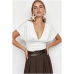 Olalook Kadın Beyaz Pile Detaylı Arkası Bağcıklı Viskon Bluz BLZ-19003358