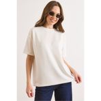 Olalook Kadın Beyaz Yumuşak Dokulu Tok Loose Fit Tişört TSH-19000938