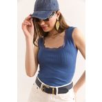 Olalook Kadın İndigo U Yaka Dantel Detaylı Esnek Pamuk Bluz BLZ-19002955