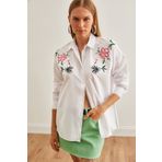 Olalook Kadın Lilyum Beyaz Nakış Detaylı Oversize Dokuma Gömlek GML-19001228