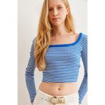 Olalook Kadın Saks Mavi Havuz Yaka Çizgili Esnek Crop Bluz BLZ-19002725