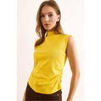 Olalook Kadın Sarı Drape Detaylı Dik Yaka İnterlok Crop Bluz BLZ-19003107