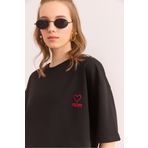 Olalook Kadın Siyah Mom Nakışlı 2 İplik Oversize Tişört TSH-19000785