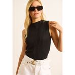Olalook Kadın Siyah Salsa Dik Yaka Dokulu Crop Bluz BLZ-19003078