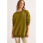 Olalook Kadın Yağ Yeşili Ayıcık Nakışlı Dikiş Detaylı Şardonlu Kalın Sweatshirt SWT-19000731