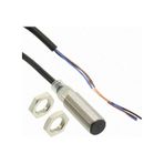 Omron M12 PNP 4 mm Endüktif Sensör