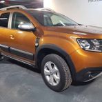 Omsa Dacia Duster 12 Parça Abs 2018 ve Sonrası Çamurluk ve Kapı Dodik Set