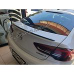 Opel İnsignia Bagaj Üstü Spoiler Bagaj Çıtası Piano Black