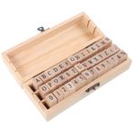 Operitacx 1 Takım Mektup damgası kauçuk mektup damgası seti DIY ahşap damga saklama kutusu ile (büyük harfle 42 adet orijinal ahşap) vintage mektup pulları mini sembol