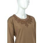 Oppland Kadın Şık Kolye Desen Yuvarlak Yaka Uzun Kol Tam Kalıp Likralı Viskon Penye Kumaş Anne Bluz Camel 3XL opplndNM9777