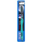 Oral-B Çok Yönlü Siyah Orta Diş Fırçası